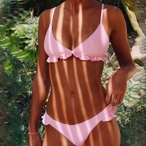 NWT light pink ruffle bikini set